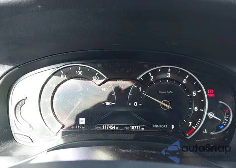 2019 BMW X3 xDrive30I z USA, uszkodzony, nr VIN 5UXTR9C52KLR04284